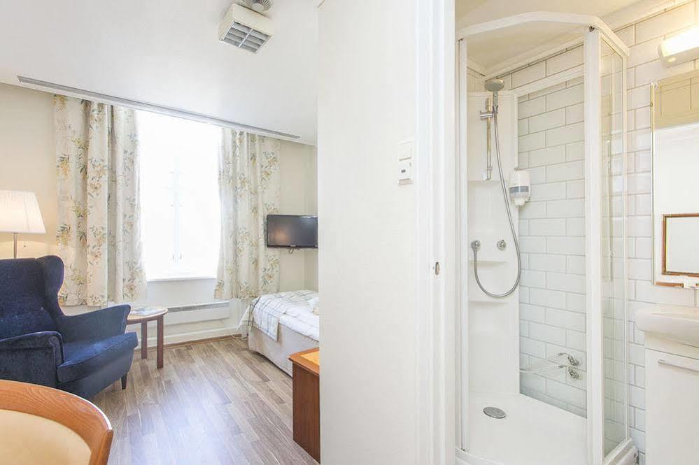 Vic Hotel 3*